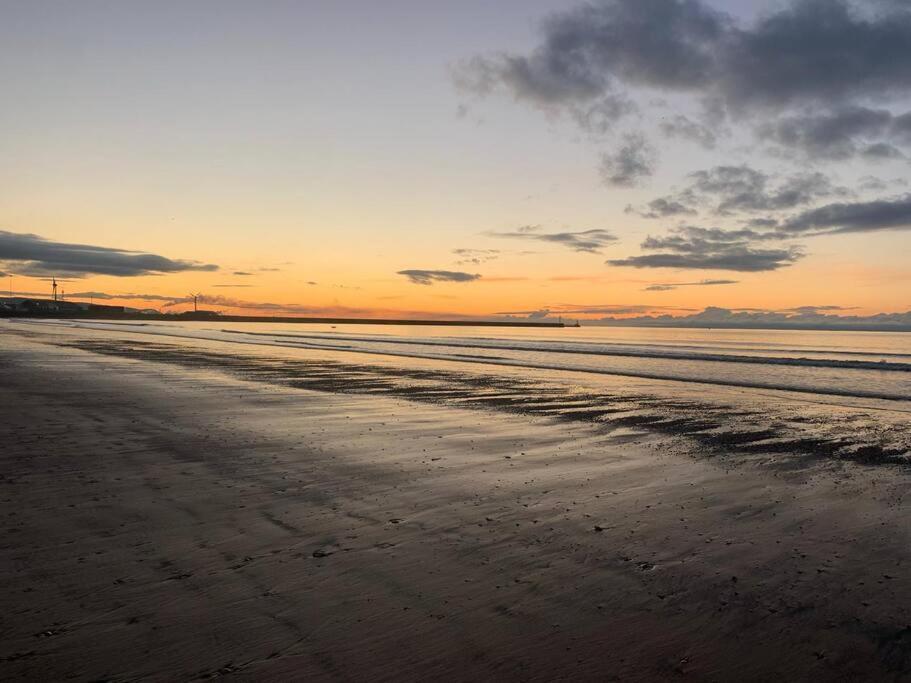 Luxe Living City Apartment - Beach, Wifi, Parking Swansea Luaran gambar