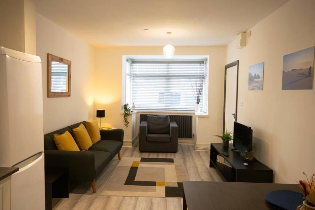 Luxe Living City Apartment - Beach, Wifi, Parking Swansea Luaran gambar